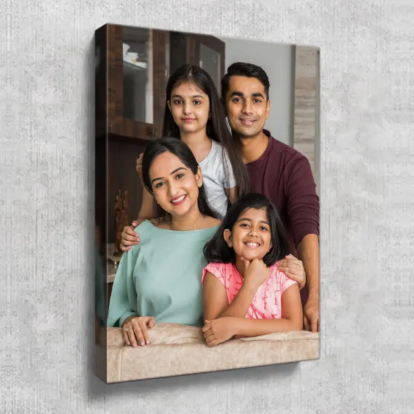 A neeti portrait photo frame